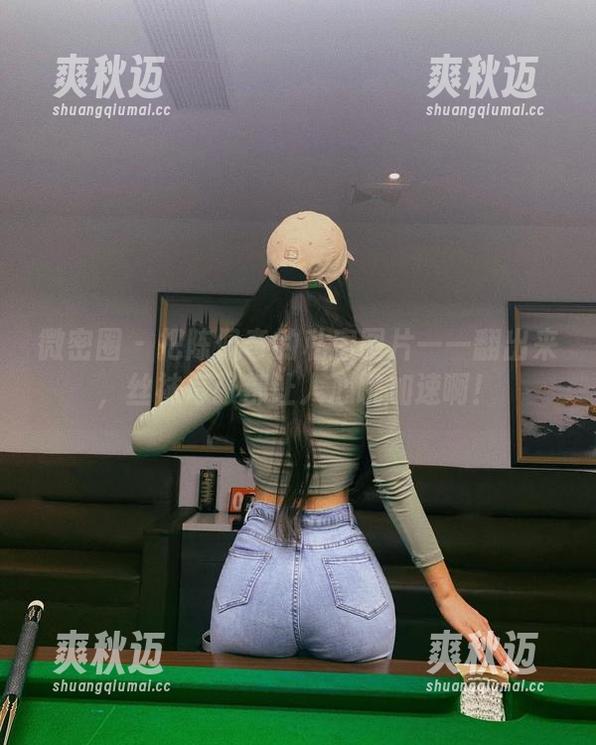 微密圈 - 把陈佩奇的私房图片一一翻出来，丝袜每张都让人心跳加速啊！