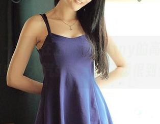 青豆客 – 沉浸在汪佩妮Penny的高清浴室写真中，水汽弥漫，妆容却很到位。