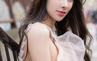 魅妍社 – 在白沫的图包里，旗袍与妩媚的微风对话中……