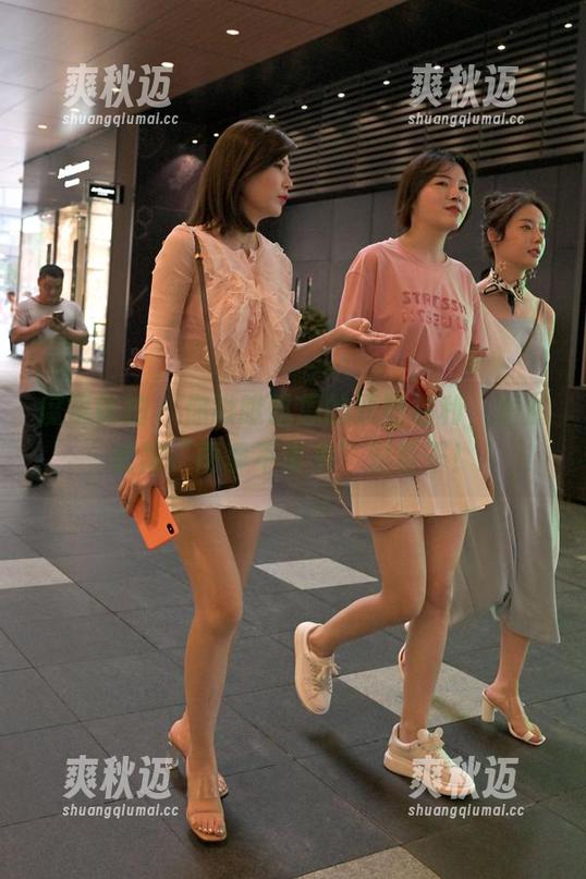 魔镜街拍 - 你瞅瞅凯恩的原图福利，居然敢跟“雨季不再来”对着干！